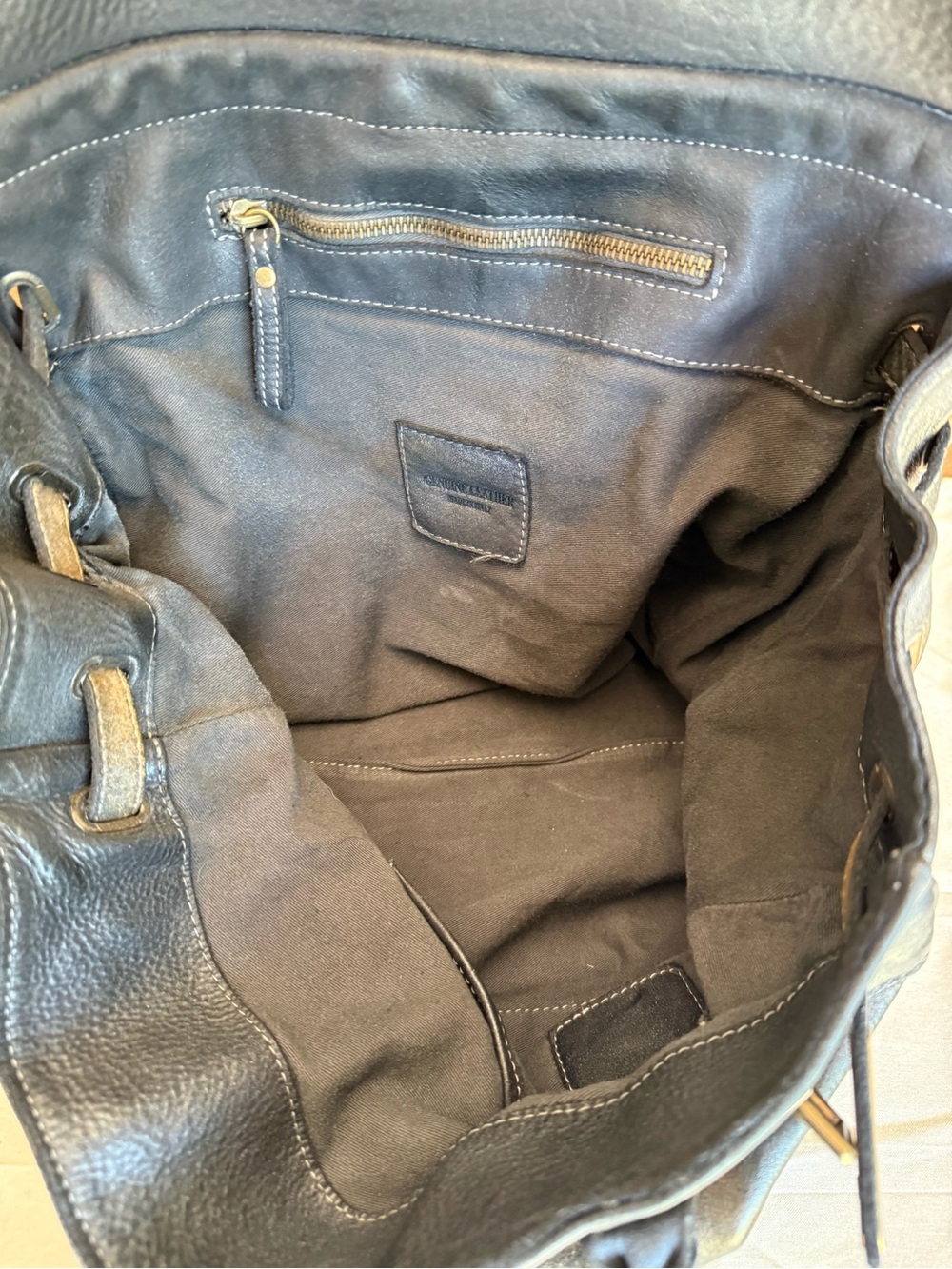 Dillaneto Siena Washed Calfskin Leather Bag Distressed Black Brown/Loved Leather - Picture 9 of 11